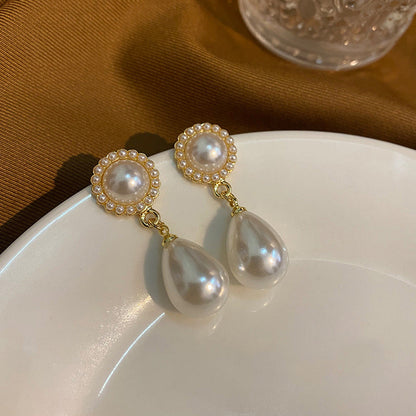 Stunning Pearl Earring for Daily Wear