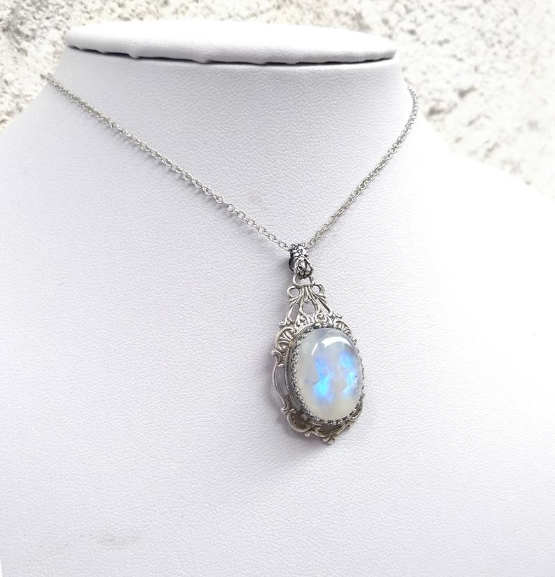 Charming Necklace for Any Occasion