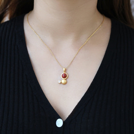 Romantic Silver Necklace for Special Moments