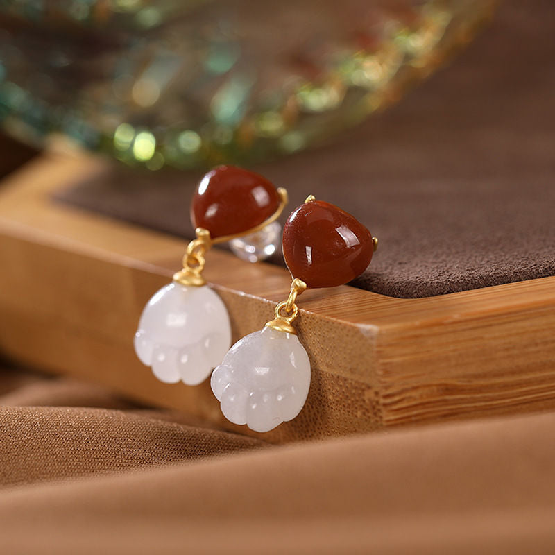Beautiful Gold Earring with Unique Style