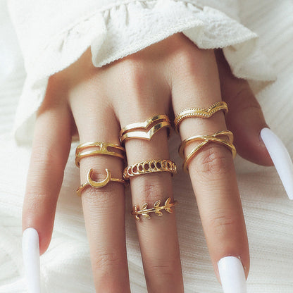 Beautiful Gold Set with Unique Style