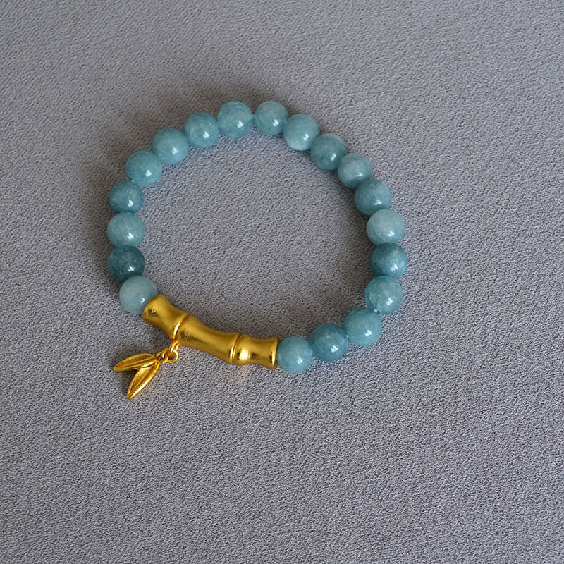 Beautiful Gold Necklace with Unique Style