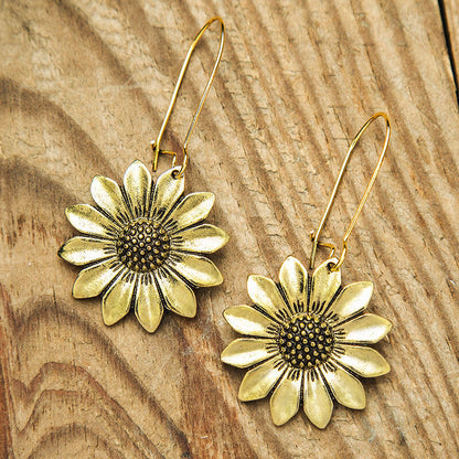 Charming Earring for Any Occasion