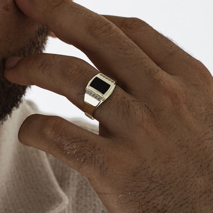 Elegant Gold Ring for Every Occasion