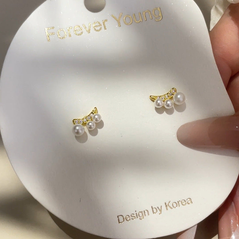 Romantic Pearl Earring for Special Moments