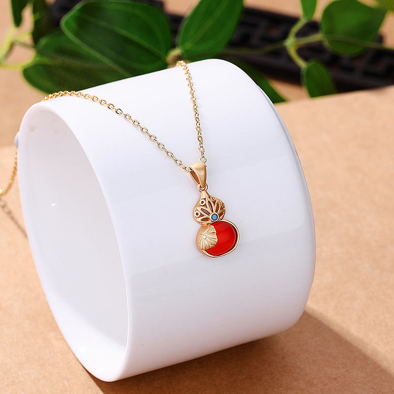 Stunning Gold Necklace for Daily Wear