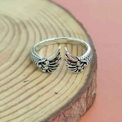 Stunning Silver Ring for Daily Wear