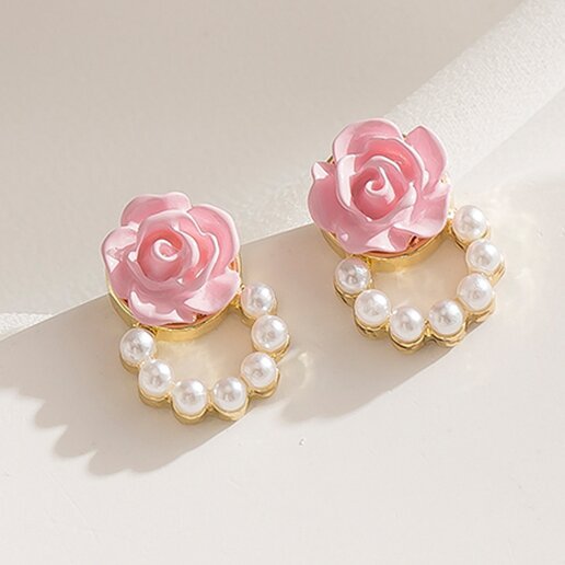 Romantic Pearl Earring for Special Moments