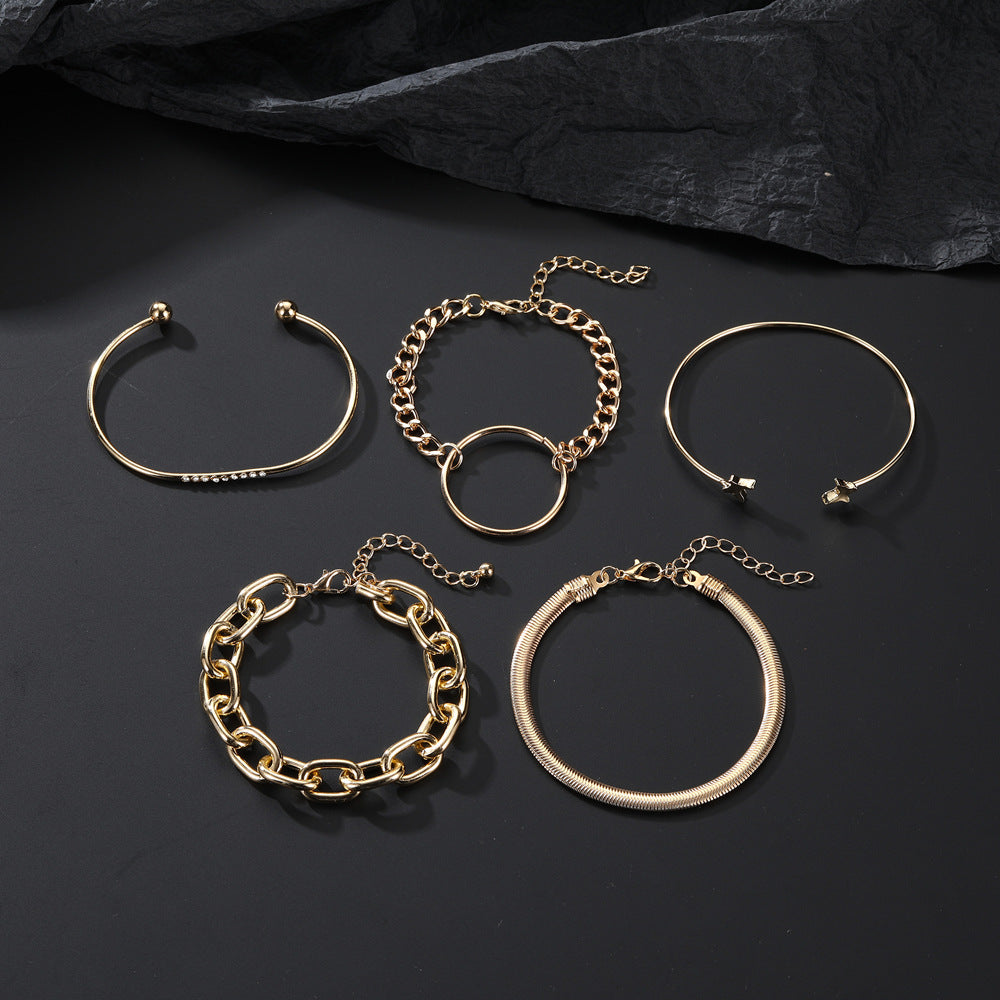 Stunning Gold Bracelet for Daily Wear