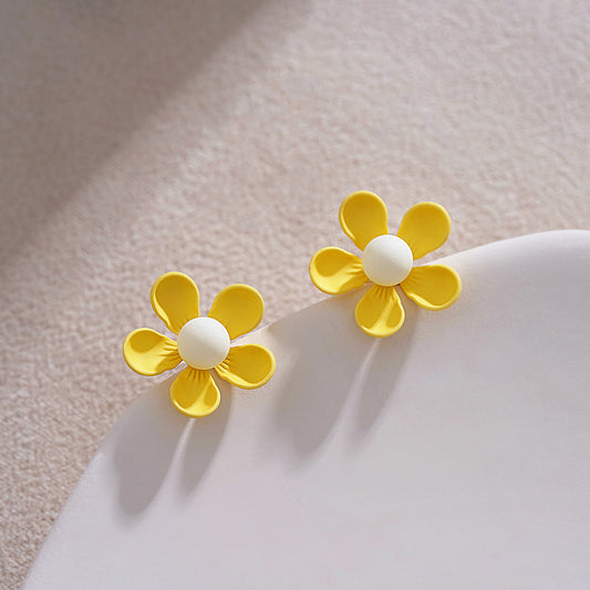 Stunning Earring for Daily Wear