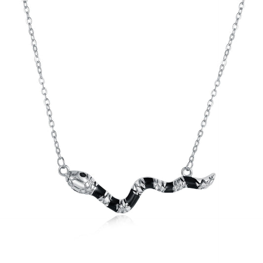 Beautiful Silver Necklace with Unique Style