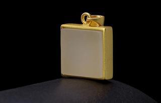 Elegant Gold Chain for Every Occasion