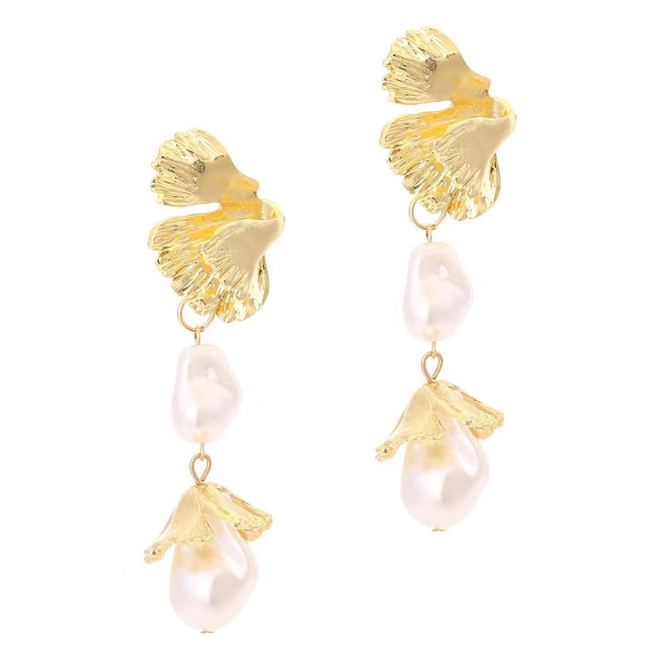 Charming Pearl Earring for Any Occasion