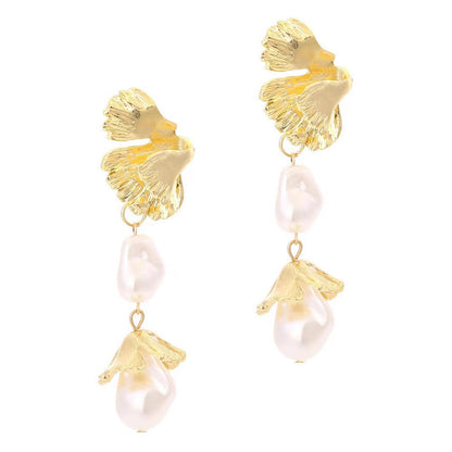 Charming Pearl Earring for Any Occasion