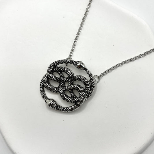Charming Necklace for Any Occasion