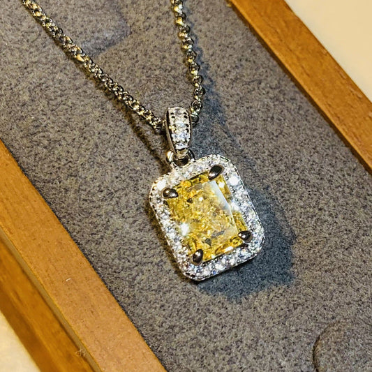 Classic Necklace with Timeless Appeal