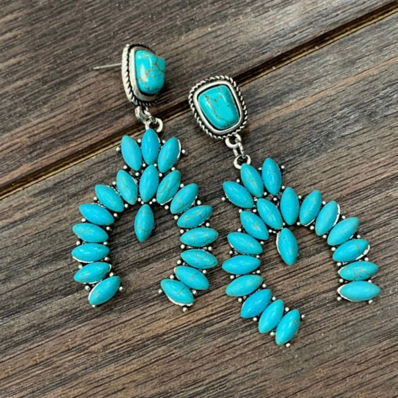 Romantic Earring for Special Moments
