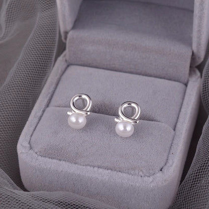 Stunning Pearl Earring for Daily Wear