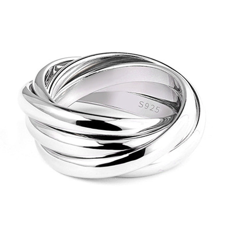 Classic Silver Ring with Timeless Appeal