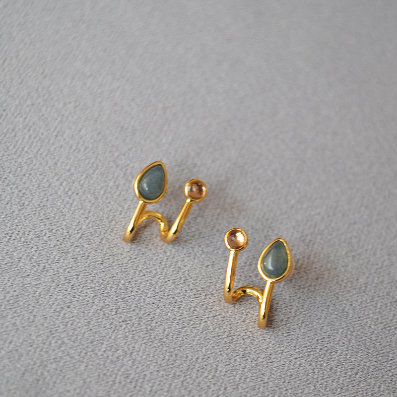 Beautiful Gold Earring with Unique Style
