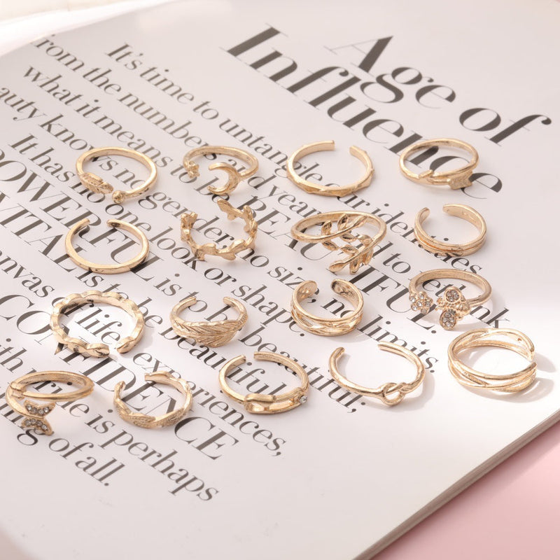 Beautiful Gold Bracelet with Unique Style