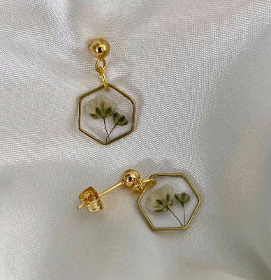 Stunning Earring for Daily Wear