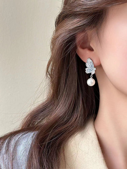 Romantic Pearl Earring for Special Moments