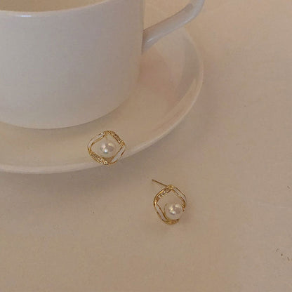 Vintage Handmade Pearl Earring