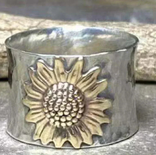 Stunning Ring for Daily Wear