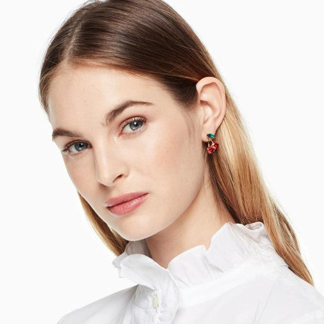 Beautiful Gold Earring with Unique Style