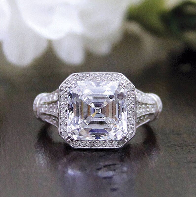 Charming Ring for Any Occasion