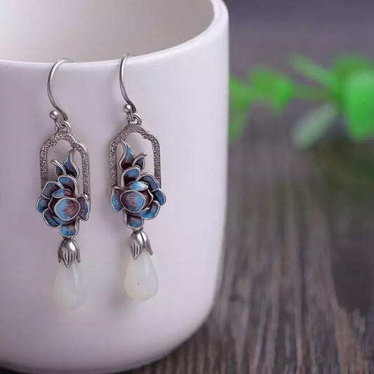 Beautiful Silver Earring with Unique Style