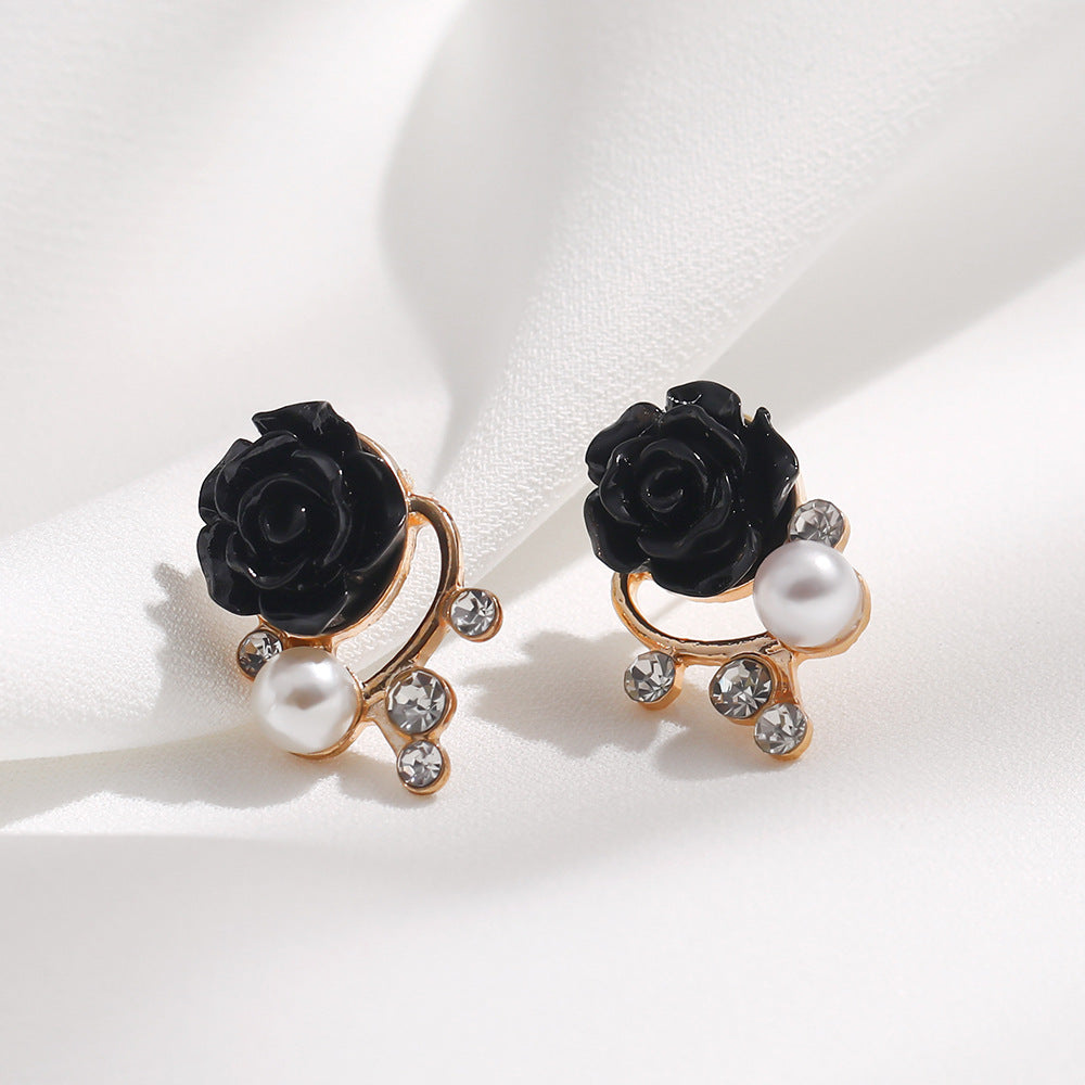 Delicate Artisan Pearl Earring