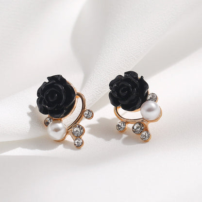 Delicate Artisan Pearl Earring