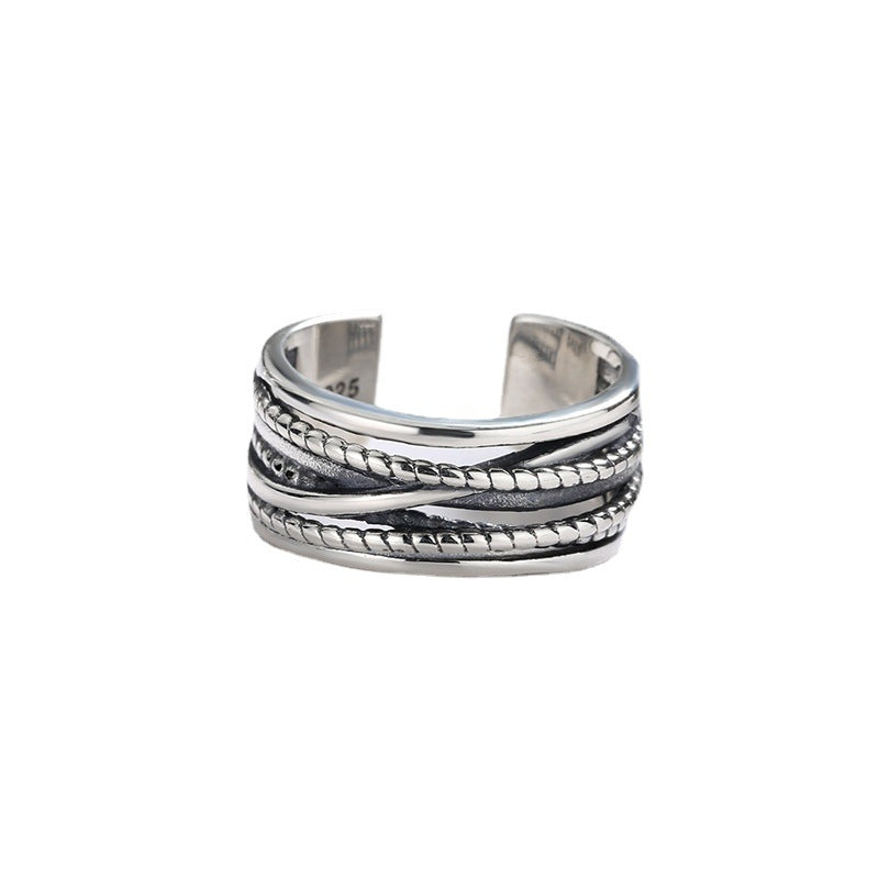 Classic Silver Ring with Timeless Appeal
