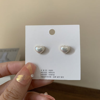 Delicate Artisan Pearl Earring