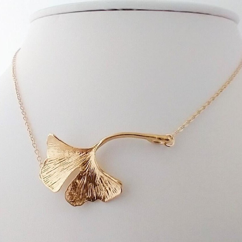 Romantic Necklace for Special Moments