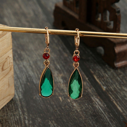 Classic Earring with Timeless Appeal