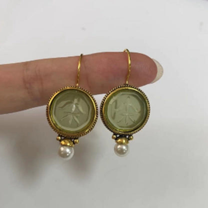 Romantic Pearl Earring for Special Moments