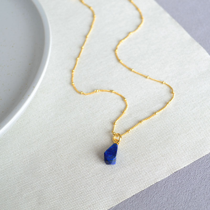 Stunning Gold Necklace for Daily Wear