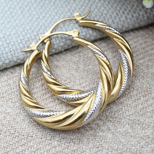 Stunning Earring for Daily Wear