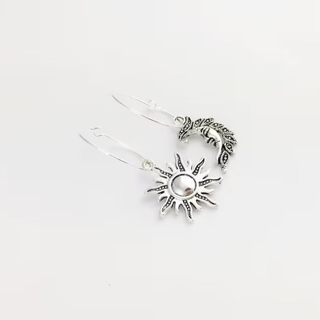 Vintage Handmade Silver Earring