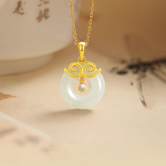 Beautiful Silver Necklace with Unique Style
