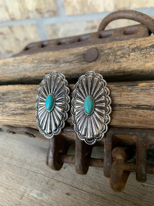 Vintage Handmade Earring
