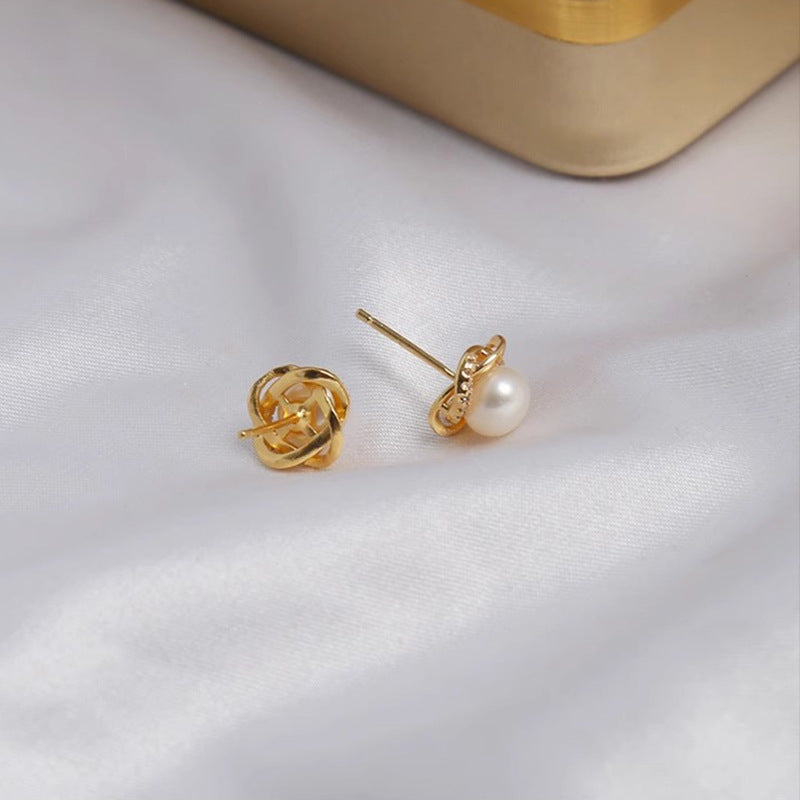 Stunning Pearl Earring for Daily Wear