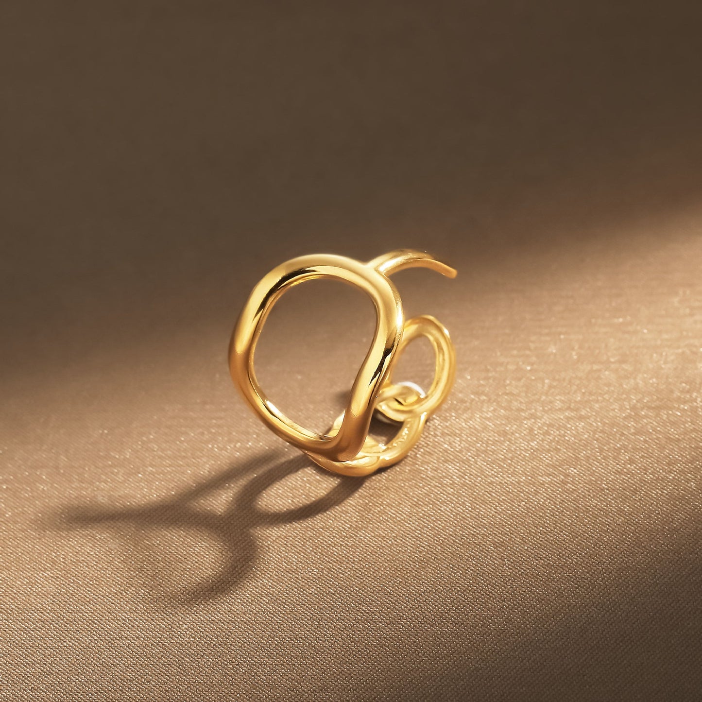 Stunning Gold Bracelet for Daily Wear