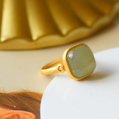 Stunning Gold Ring for Daily Wear