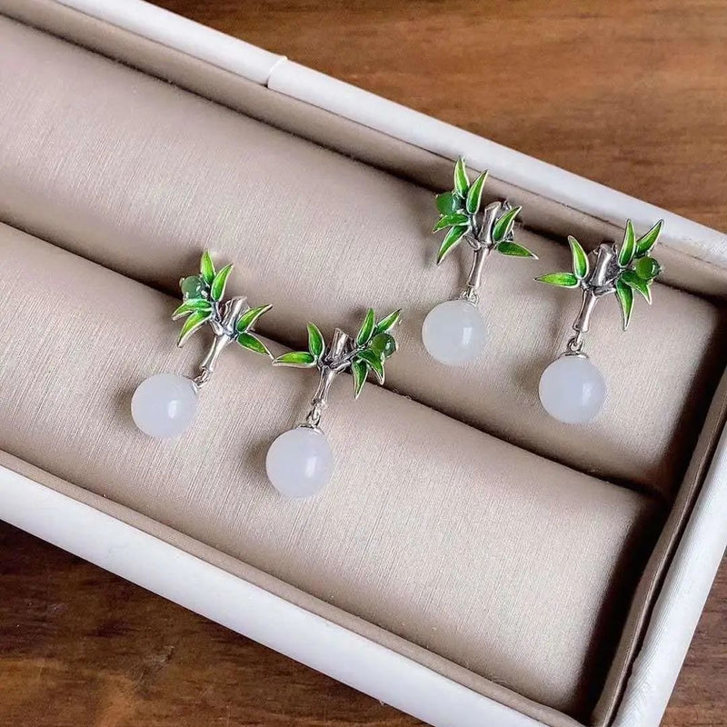 Beautiful Silver Earring with Unique Style