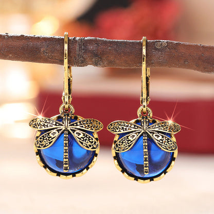 Classic Earring with Timeless Appeal