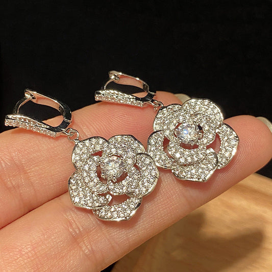 Romantic Earring for Special Moments